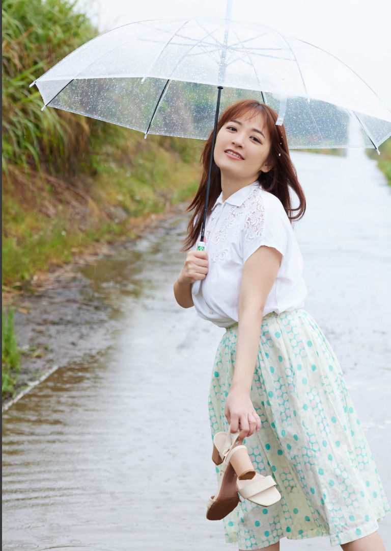 柳瀬さき写真集『Laugh』増ページ【デジタル特装版】【柳瀬さき】試し読み